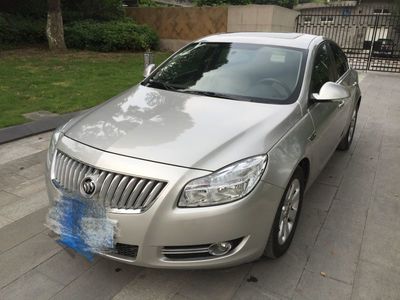 别克君威2.0AT 银色二手车选购与按揭手续全攻略